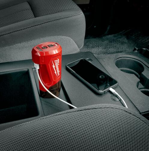 Milwaukee M12™ 鋰電充電寶分享器 /compact Charger And Power Source M12 Tc