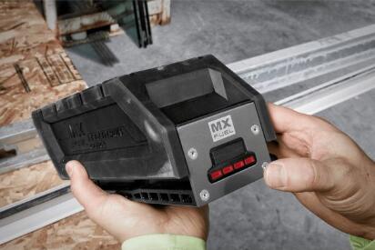 Milwaukee Cp203 紅鋰電池組 / Mx Fuel™ Redlithium™ 3.0ah Battery Mxf Cp203
