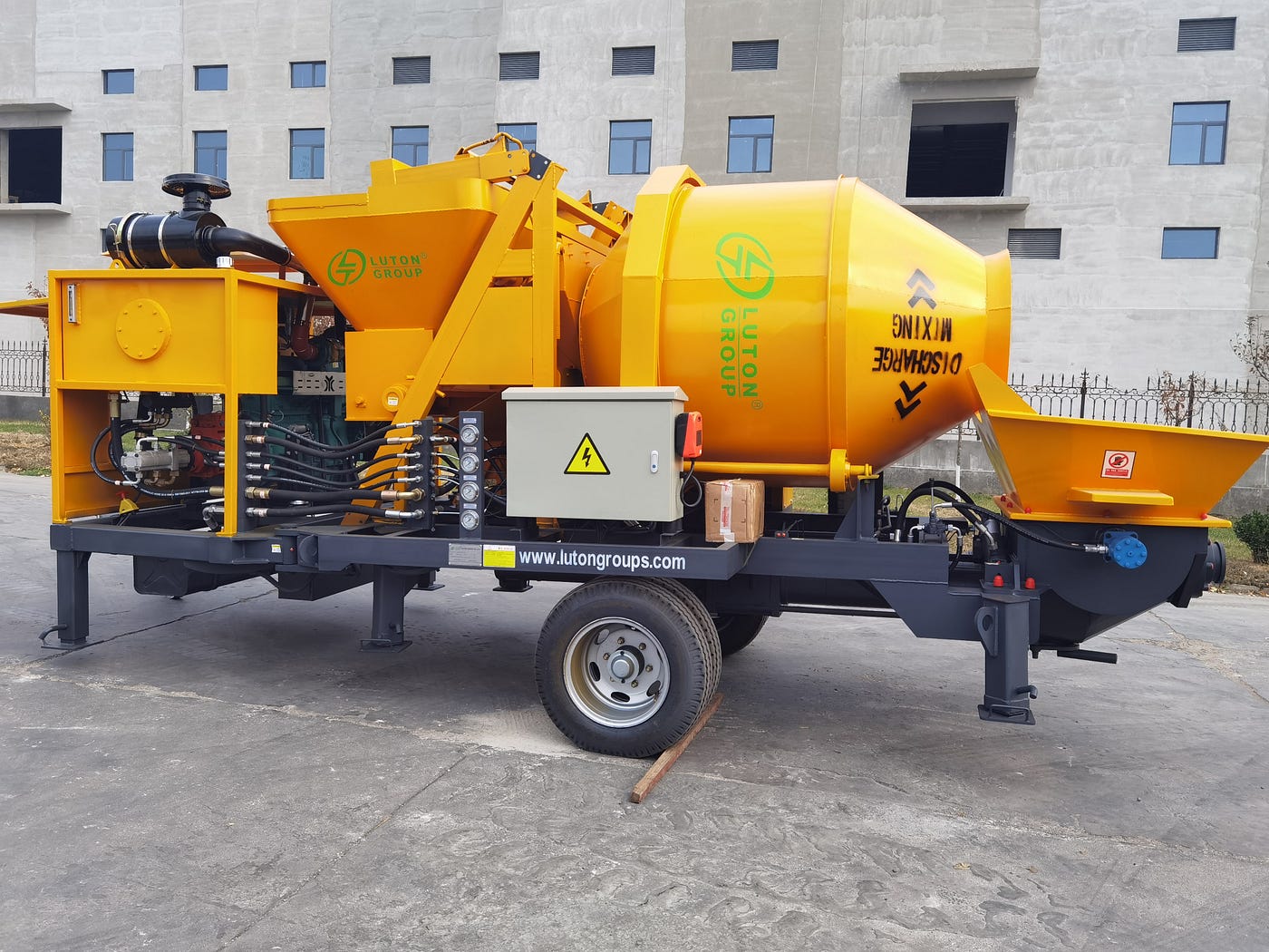 10.4 Concrete Pumping Machine